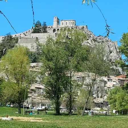 L'ecrin De - Lac, Centre-ville Et Parking * סיסטרון